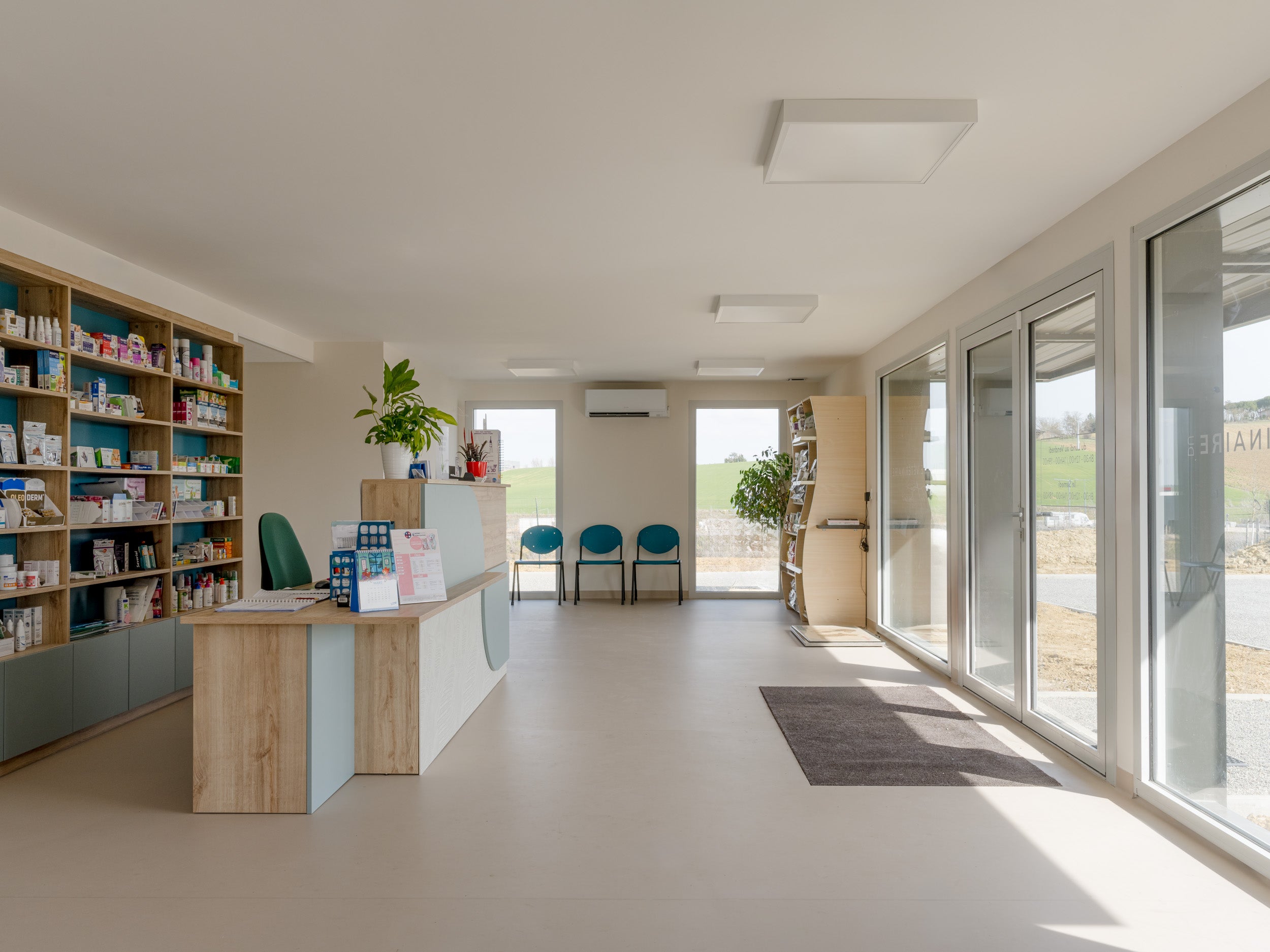 Bâtiment professionnel accueil